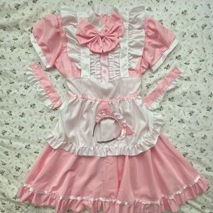 Neko/Cat Maid Cosplay